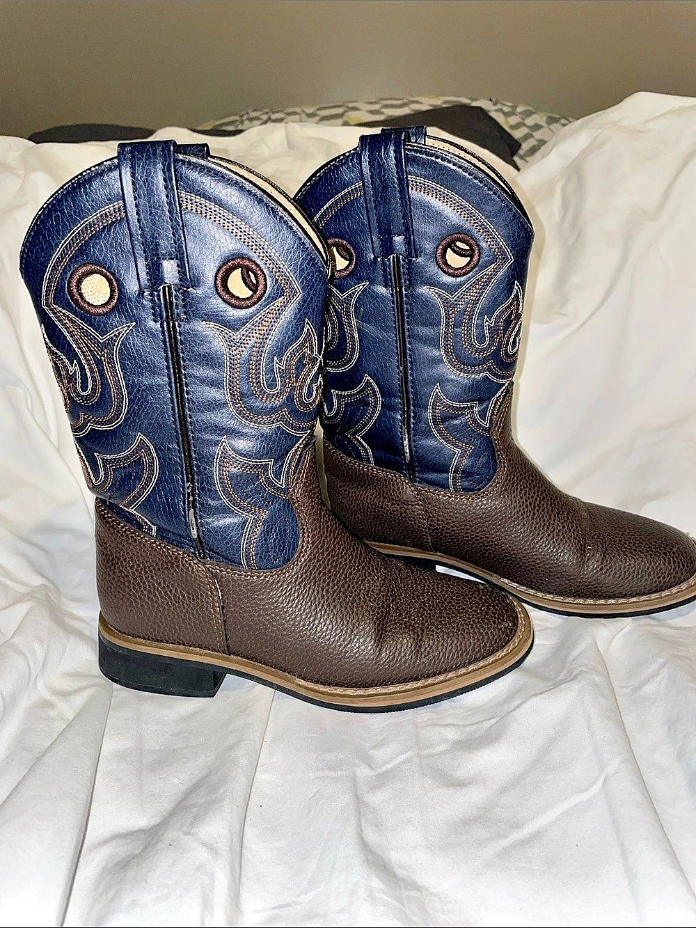 Magellan Youth 13D Western Boots Brown & Blue Like New